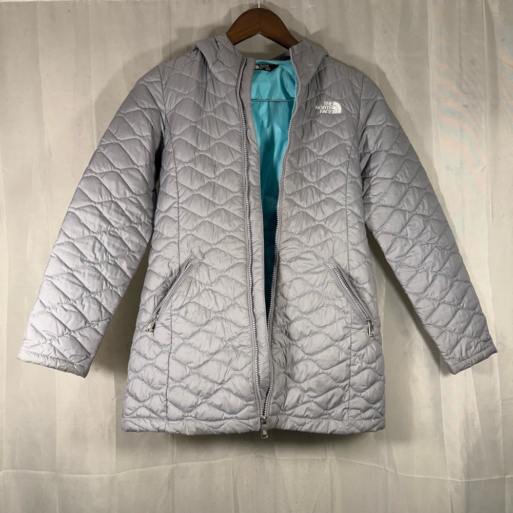 The North Face Women's Silver Quilted Puffer Jacket